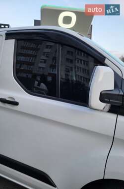Грузовой фургон Ford Transit Custom 2018 в 