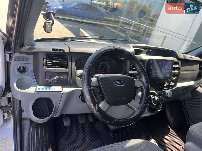 Мінівен Ford Transit Custom 2013 в Києві