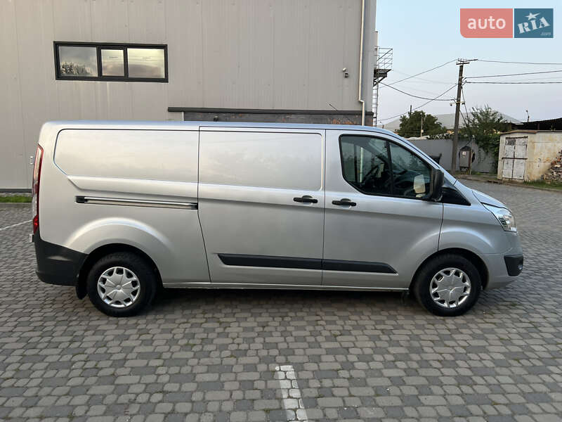 Вантажний фургон Ford Transit Custom 2017 в Івано-Франківську