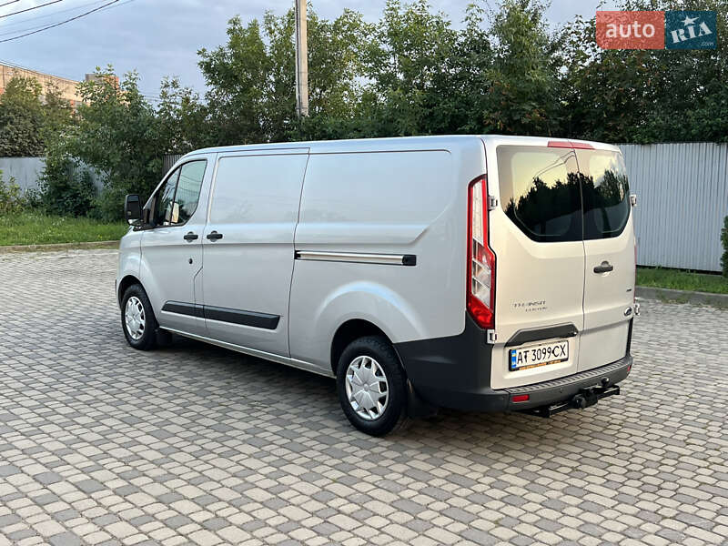 Вантажний фургон Ford Transit Custom 2017 в Івано-Франківську