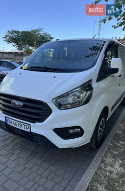 Вантажний фургон Ford Transit Custom 2021 в 