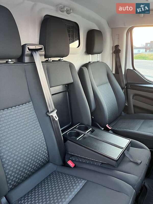 Вантажний фургон Ford Transit Custom 2019 в Луцьку