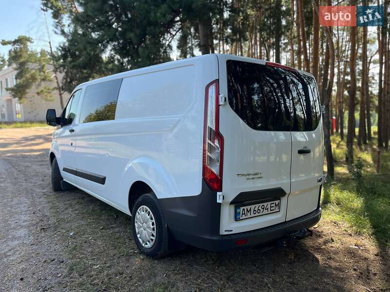 Грузопассажирский фургон Ford Transit Custom 2014 в Коростене