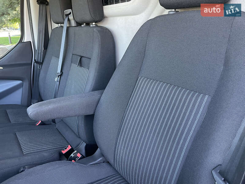 Грузовой фургон Ford Transit Custom 2017 в Днепре фото 34 Грузовой фургон Ford Transit Custom 2017 в Днепре