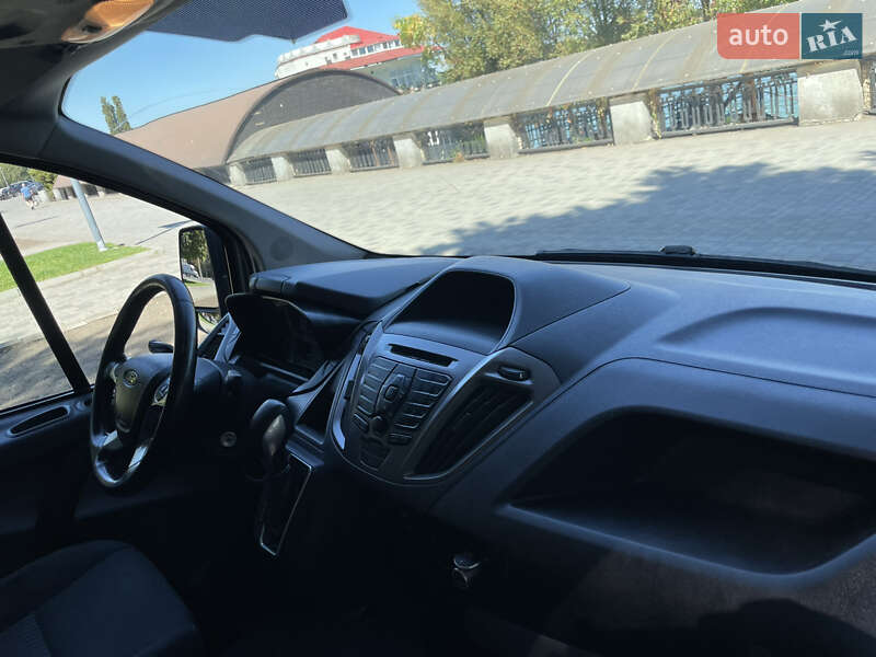 Грузовой фургон Ford Transit Custom 2017 в Днепре фото 47 Грузовой фургон Ford Transit Custom 2017 в Днепре