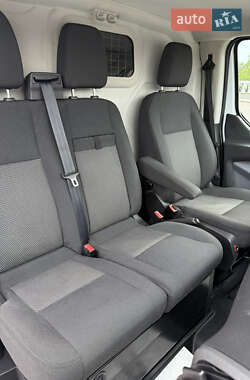 Грузовой фургон Ford Transit Custom 2015 в 