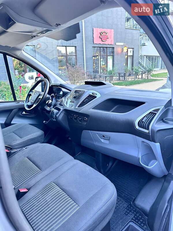 Грузовой фургон Ford Transit Custom 2016 в Киеве фото 14 Грузовой фургон Ford Transit Custom 2016 в Киеве