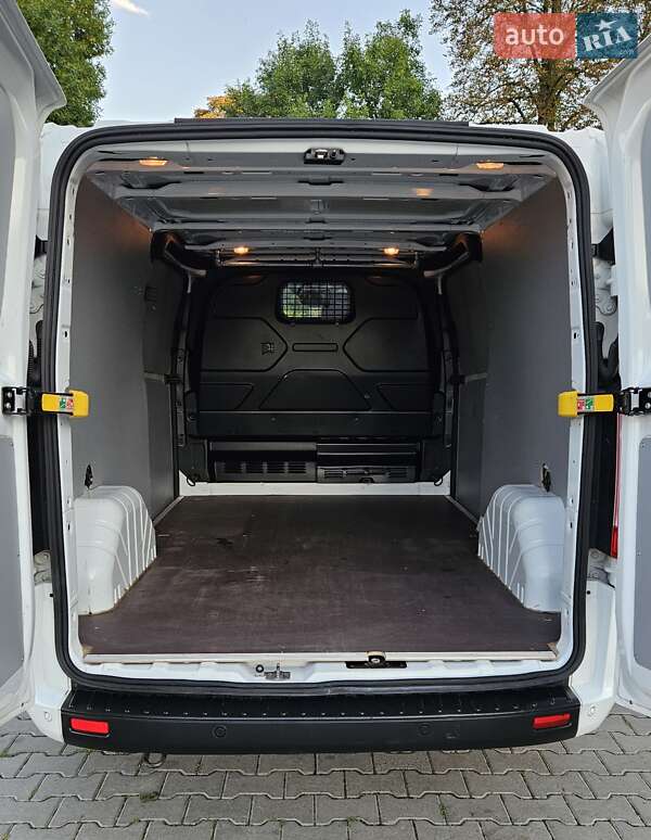 Вантажний фургон Ford Transit Custom 2021 в Бережанах