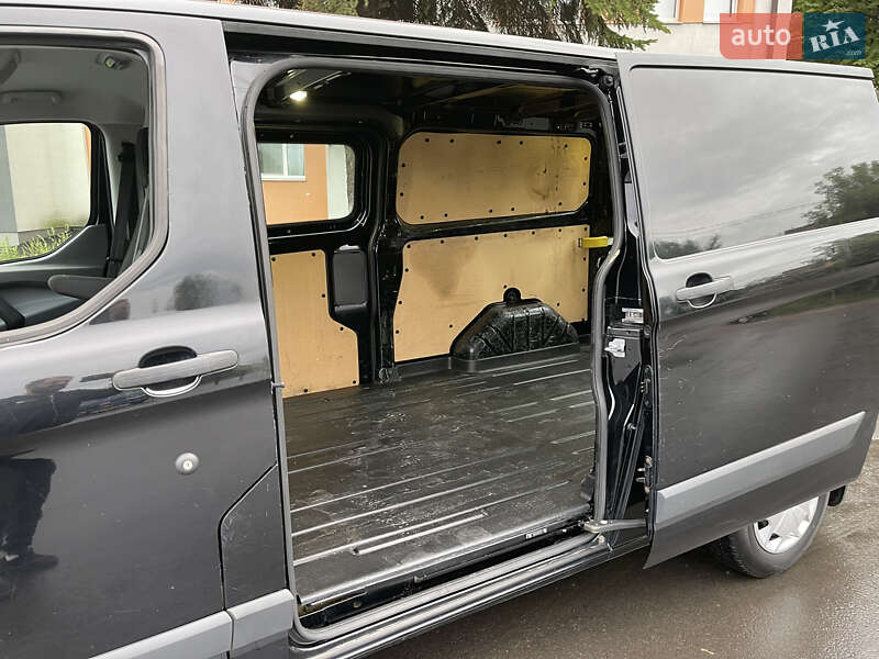 Грузовой фургон Ford Transit Custom 2016 в Ровно