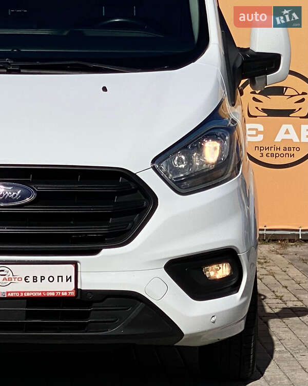 Вантажний фургон Ford Transit Custom 2021 в Рівному