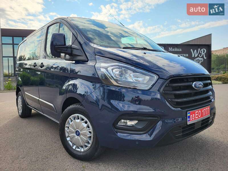 Вантажний фургон Ford Transit Custom 2018 в Ковелі