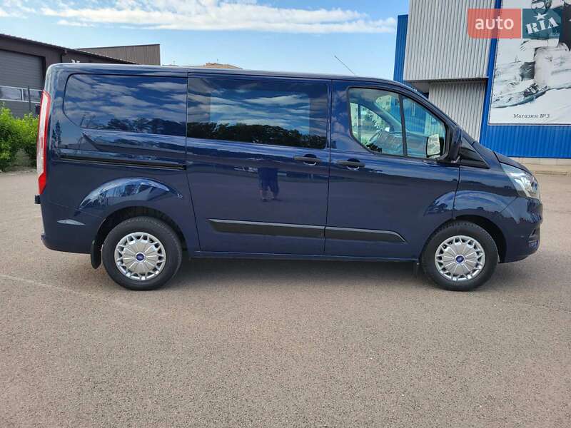 Вантажний фургон Ford Transit Custom 2018 в Ковелі
