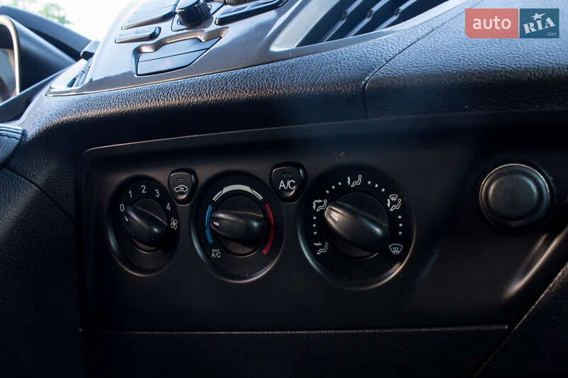 Минивэн Ford Transit Custom 2012 в Львове фото 39 Минивэн Ford Transit Custom 2012 в Львове
