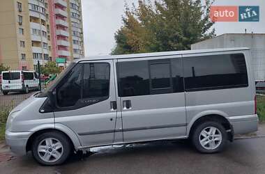 Минивэн Ford Transit Custom 2012 в 