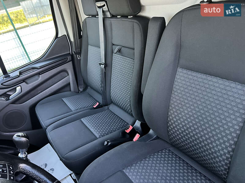Вантажний фургон Ford Transit Custom 2020 в Умані фото 9 Вантажний фургон Ford Transit Custom 2020 в Умані