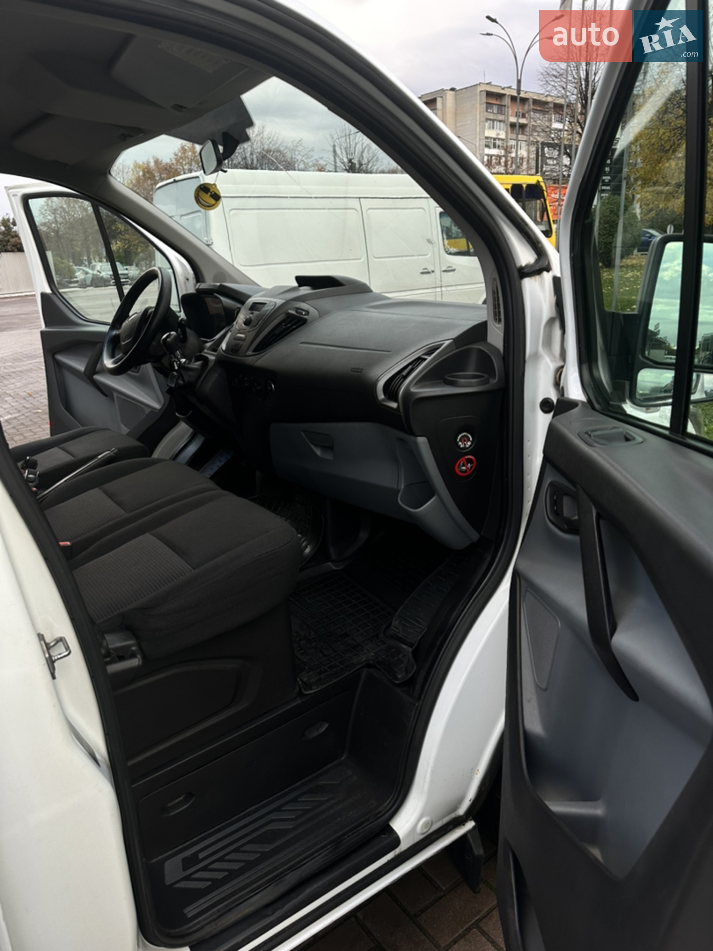 2013 Ford Transit Connect - мініатюра 18