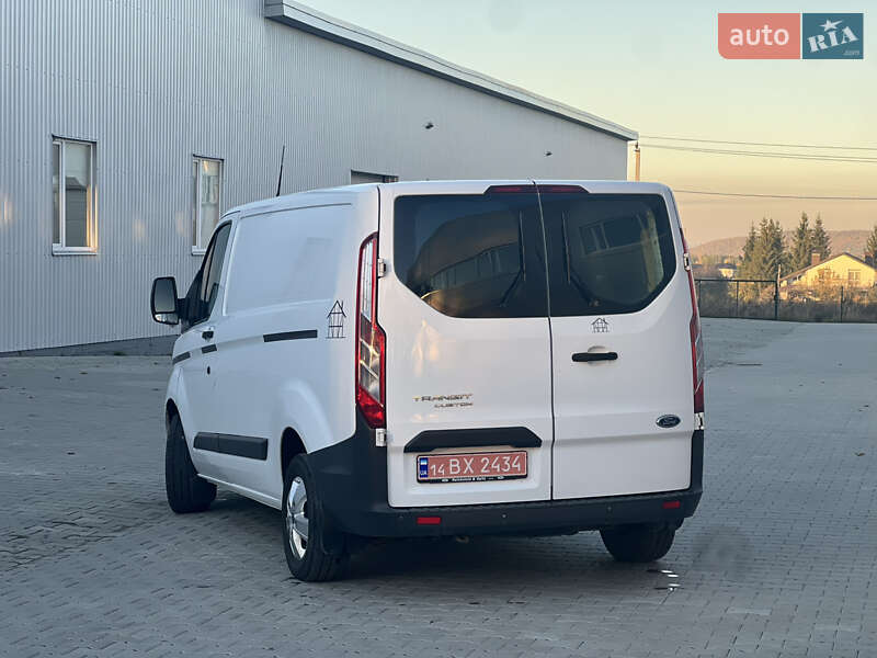 Вантажний фургон Ford Transit Custom 2016 в Івано-Франківську
