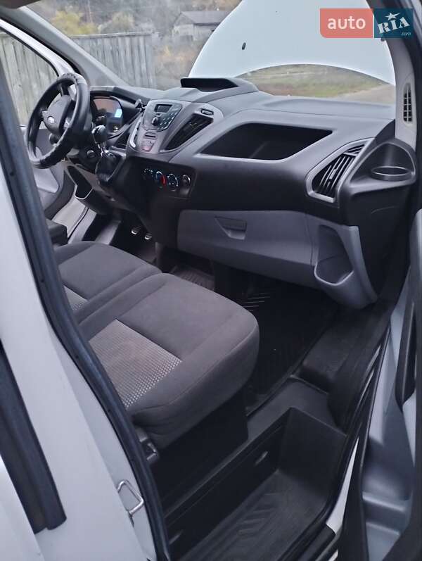 Грузовой фургон Ford Transit Custom 2017 в Черкассах