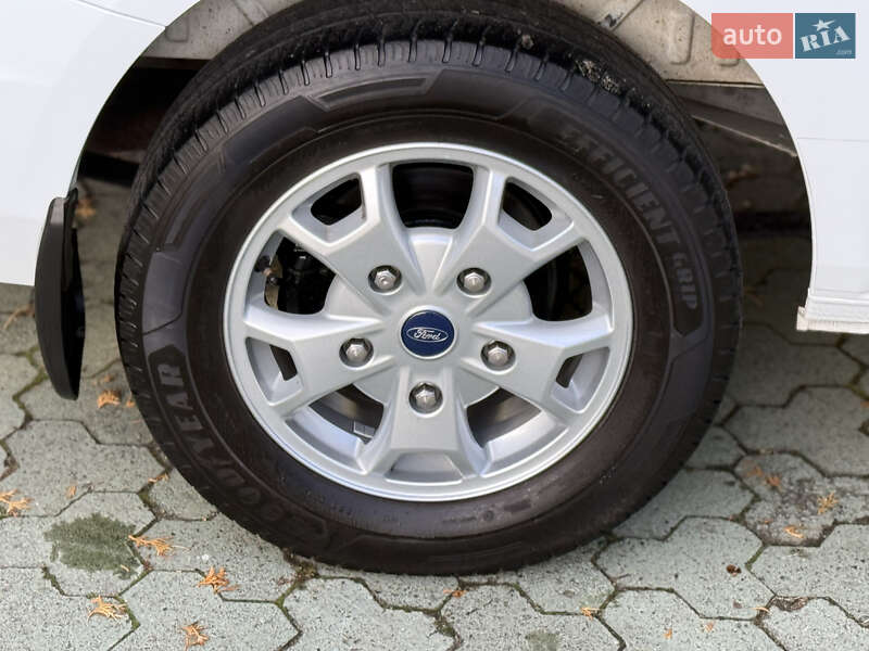 Мінівен Ford Transit Custom 2014 в Дубні