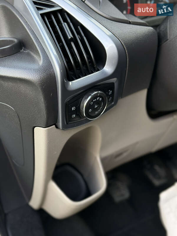 Мінівен Ford Transit Custom 2014 в Дубні