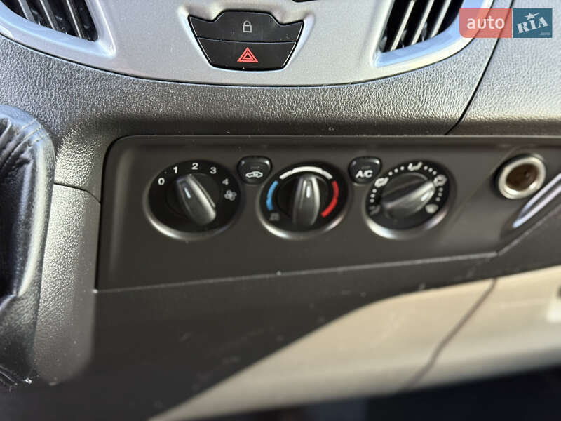 Мінівен Ford Transit Custom 2014 в Дубні