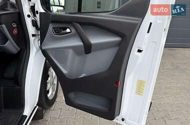 Минивэн Ford Transit Custom 2012 в 