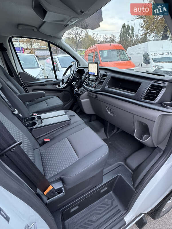 Грузовой фургон Ford Transit Custom 2022 в Киеве