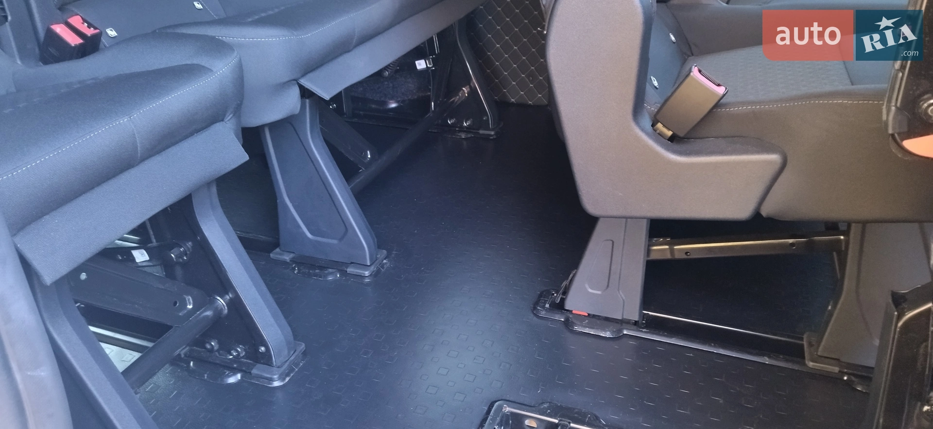 2018 Ford Transit Connect - мініатюра 17