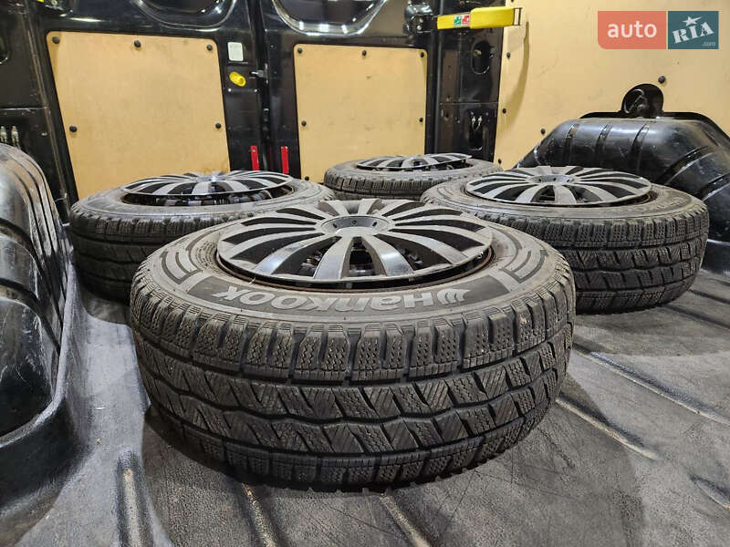 Грузовой фургон Ford Transit Custom 2016 в Киеве фото 15 Грузовой фургон Ford Transit Custom 2016 в Киеве