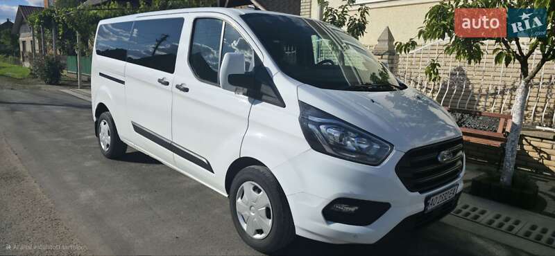 Минивэн Ford Transit Custom 2021 в Виноградове фото Минивэн Ford Transit Custom 2021 в Виноградове