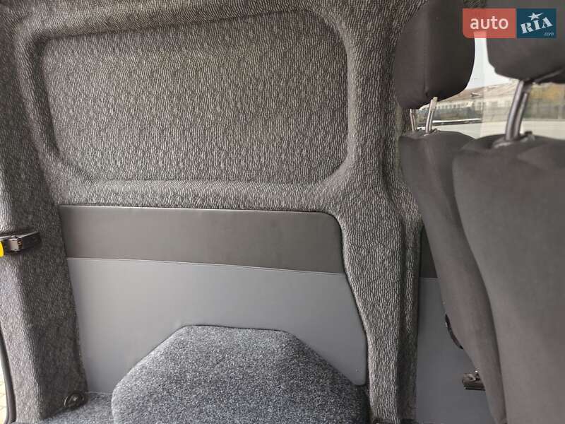 Минивэн Ford Transit Custom 2019 в Ромнах фото 24 Минивэн Ford Transit Custom 2019 в Ромнах