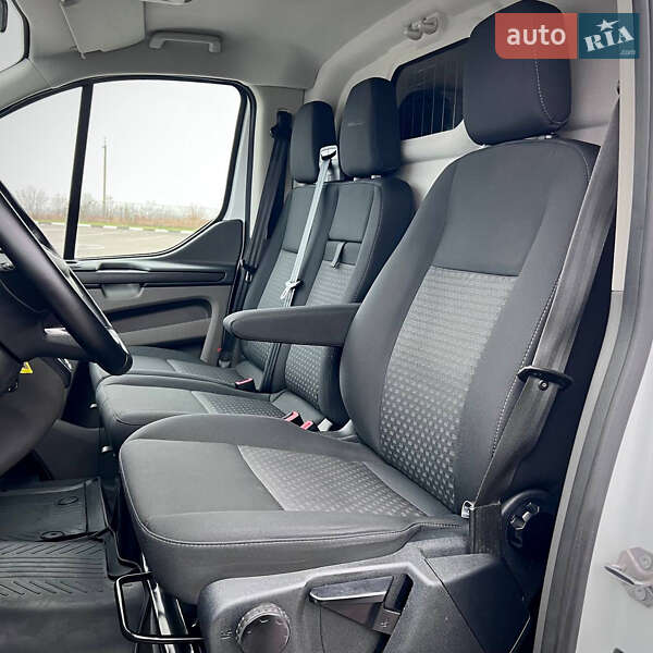 Грузовой фургон Ford Transit Custom 2019 в Киеве