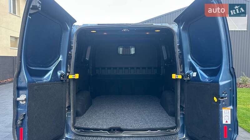 Вантажний фургон Ford Transit Custom 2020 в Рівному фото 16 Вантажний фургон Ford Transit Custom 2020 в Рівному