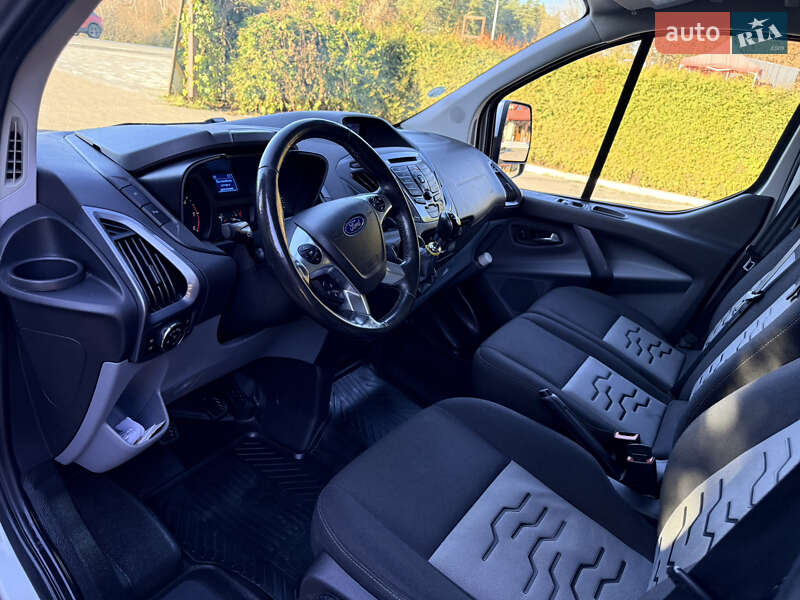 Грузовой фургон Ford Transit Custom 2017 в Львове