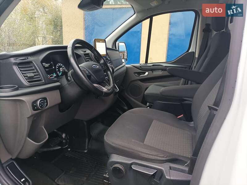Вантажний фургон Ford Transit Custom 2021 в Красилові