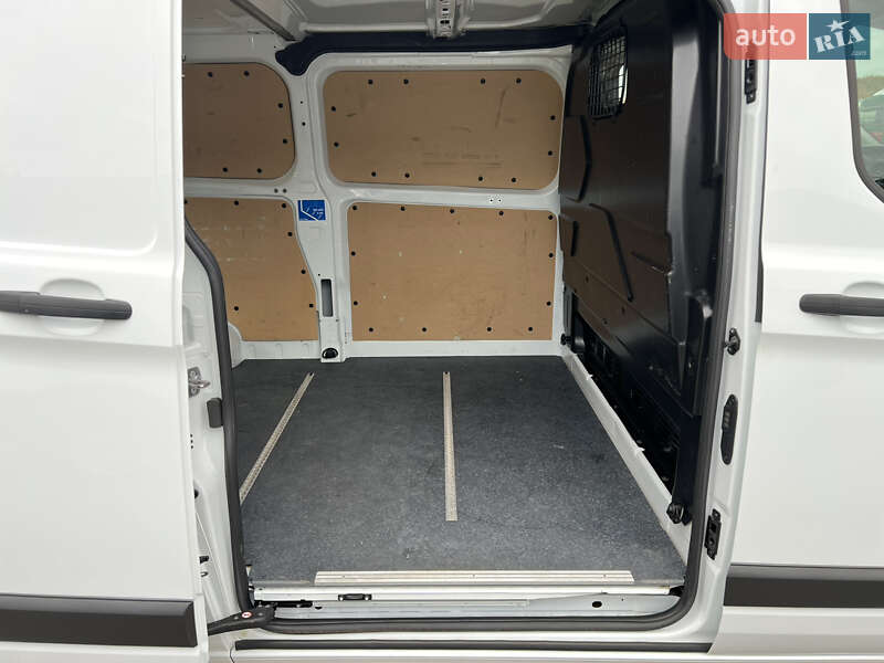 Вантажний фургон Ford Transit Custom 2020 в Вінниці
