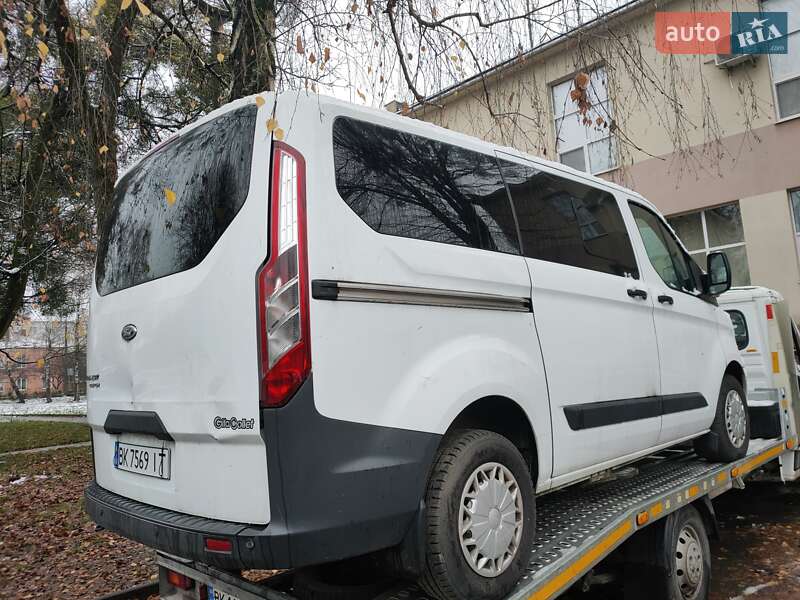 Минивэн Ford Transit Custom 2014 в Ровно
