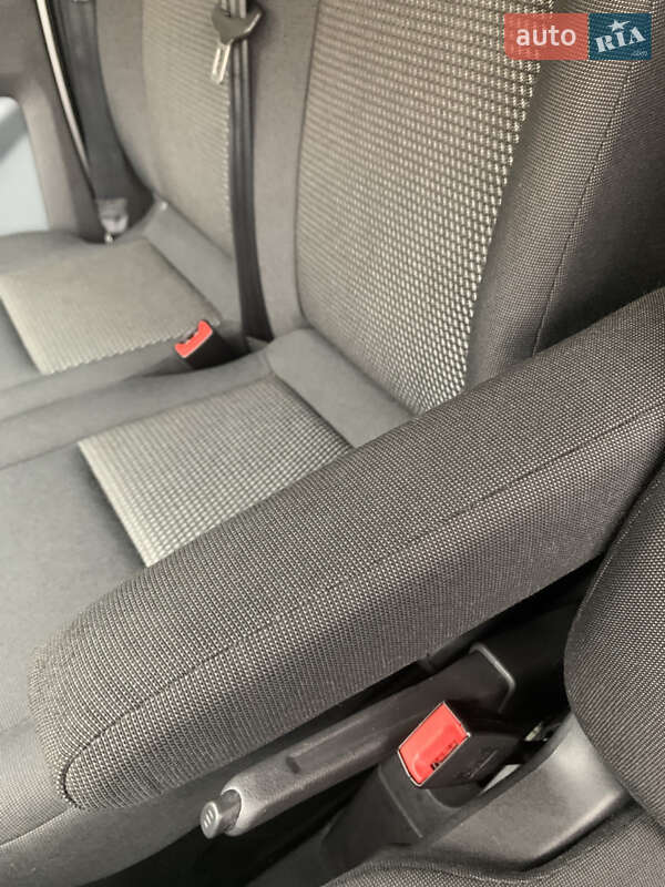 Грузовой фургон Ford Transit Custom 2015 в Львове фото 20 Грузовой фургон Ford Transit Custom 2015 в Львове