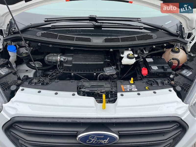 Вантажний фургон Ford Transit Custom 2020 в Луцьку