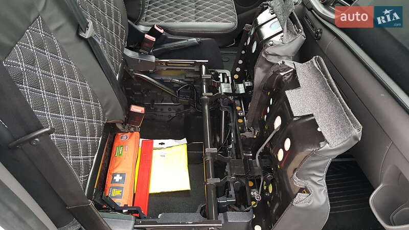 Вантажопасажирський фургон Ford Transit Custom 2020 в Вінниці фото 39 Вантажопасажирський фургон Ford Transit Custom 2020 в Вінниці