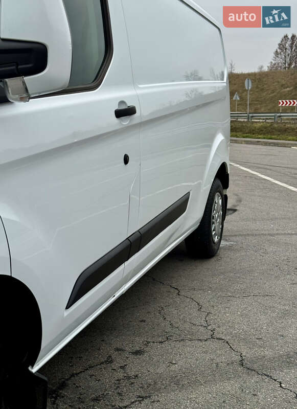 Вантажний фургон Ford Transit Custom 2018 в Полтаві