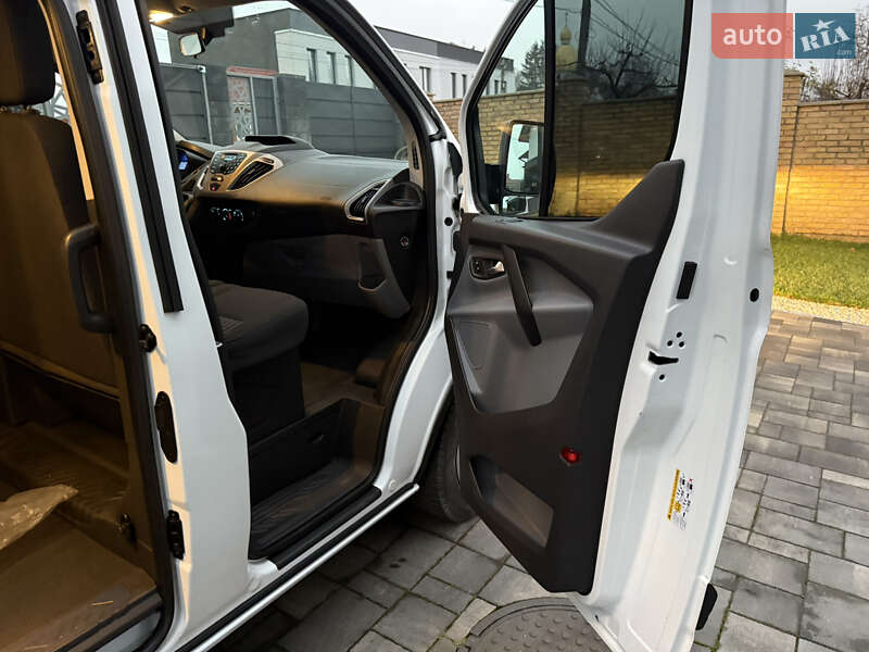 Мінівен Ford Transit Custom 2016 в Луцьку фото 34 Мінівен Ford Transit Custom 2016 в Луцьку