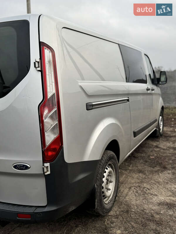 Вантажний фургон Ford Transit Custom 2015 в Царичанці