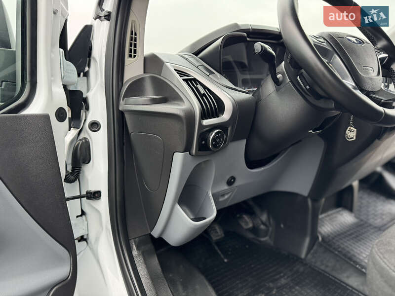 Минивэн Ford Transit Custom 2015 в Киеве фото 80 Минивэн Ford Transit Custom 2015 в Киеве