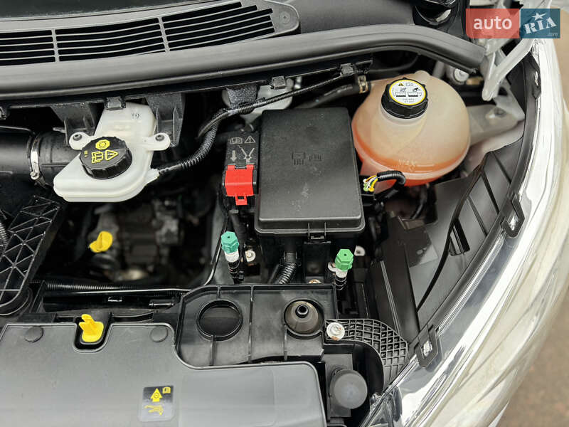 Минивэн Ford Transit Custom 2015 в Киеве фото 100 Минивэн Ford Transit Custom 2015 в Киеве