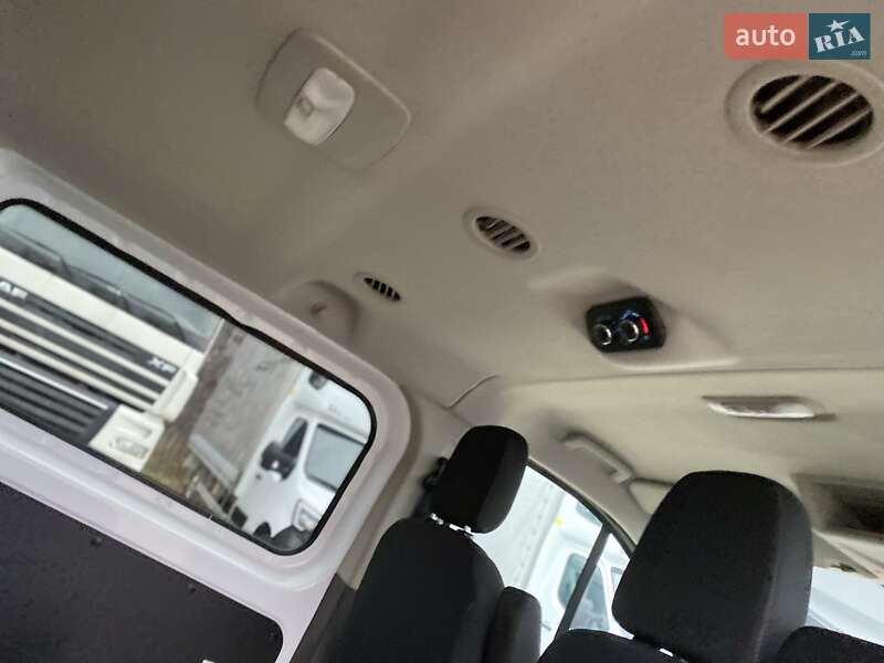 Минивэн Ford Transit Custom 2021 в Хусте фото 37 Минивэн Ford Transit Custom 2021 в Хусте