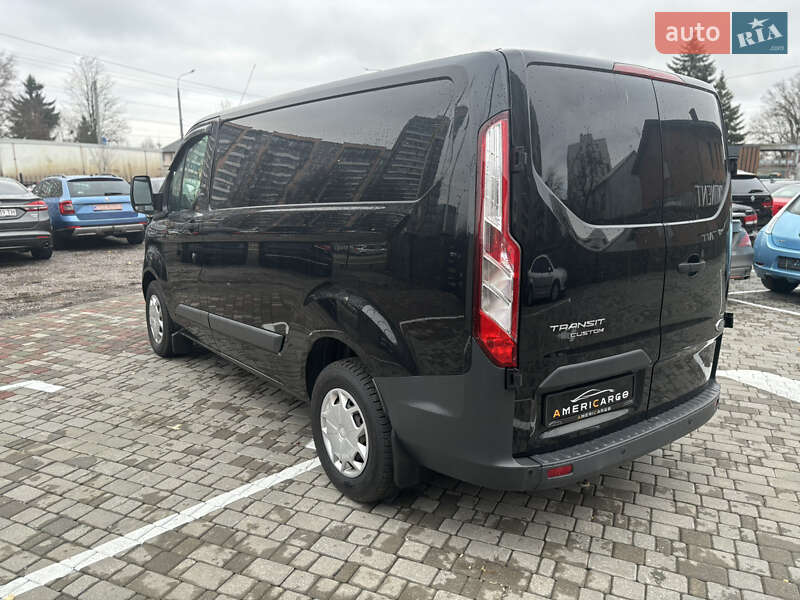 Вантажний фургон Ford Transit Custom 2017 в Львові