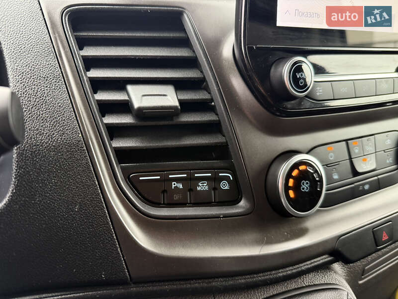 Вантажний фургон Ford Transit Custom 2020 в Луцьку