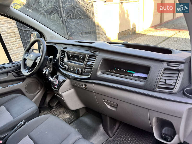Мікроавтобус вантажний (до 3,5т) Ford Transit Custom 2019 в Мукачевому фото 14 Мікроавтобус вантажний (до 3,5т) Ford Transit Custom 2019 в Мукачевому