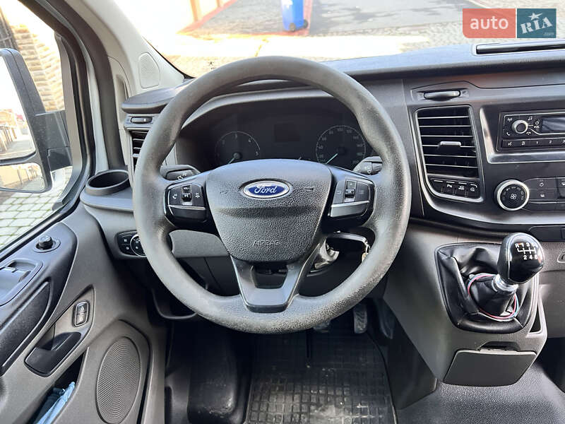 Мікроавтобус вантажний (до 3,5т) Ford Transit Custom 2019 в Мукачевому фото 15 Мікроавтобус вантажний (до 3,5т) Ford Transit Custom 2019 в Мукачевому
